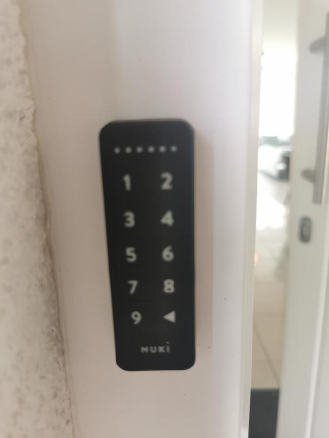Schoene Und Ruhige Wohnung Direkt An Der Mosel Koblenz  Luaran gambar