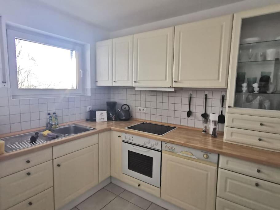 Schoene Und Ruhige Wohnung Direkt An Der Mosel Koblenz  Luaran gambar