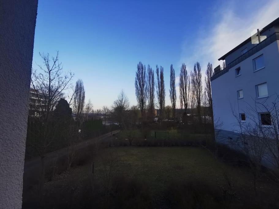 Schoene Und Ruhige Wohnung Direkt An Der Mosel Koblenz  Luaran gambar