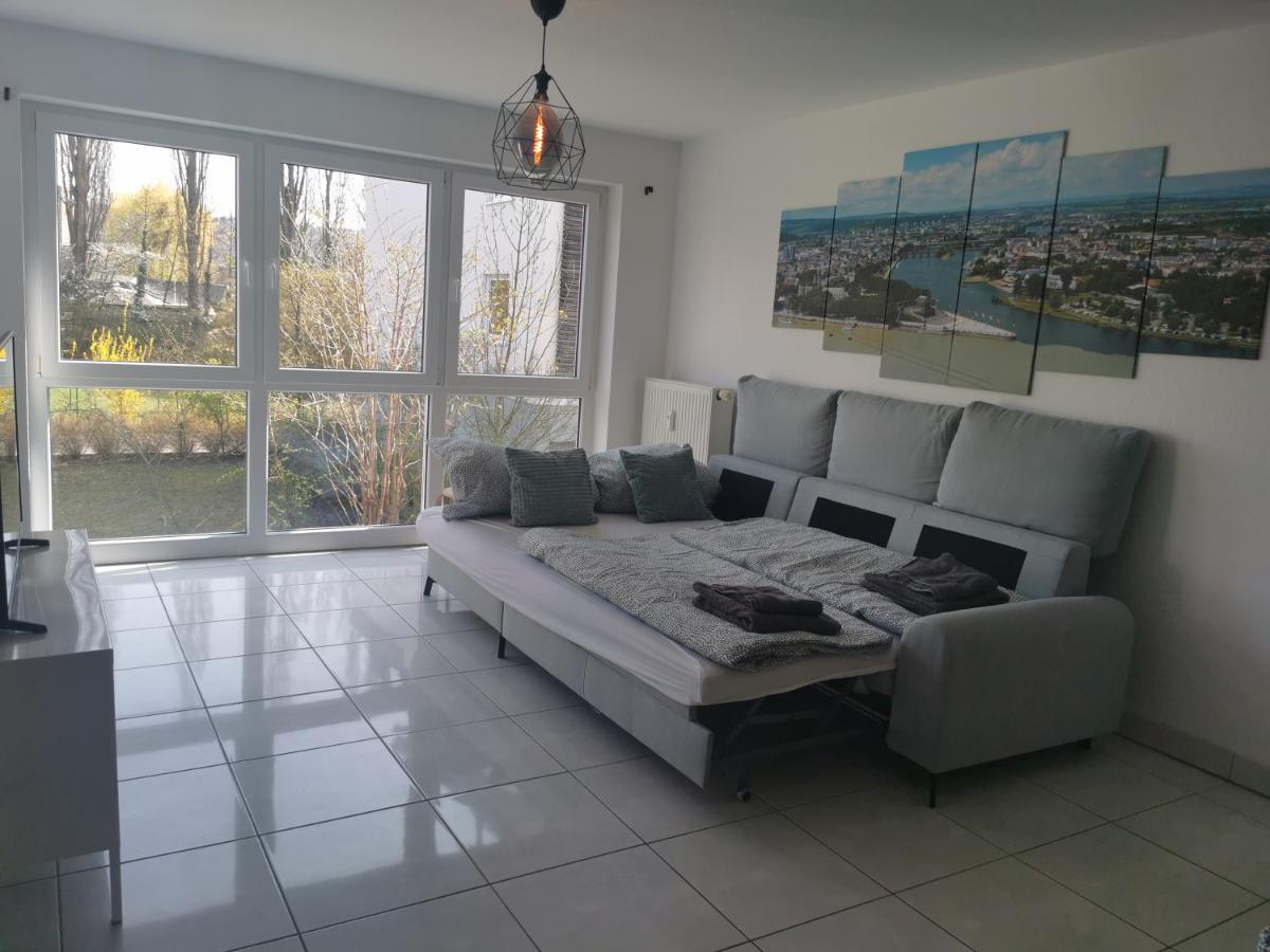 Schoene Und Ruhige Wohnung Direkt An Der Mosel Koblenz  Luaran gambar