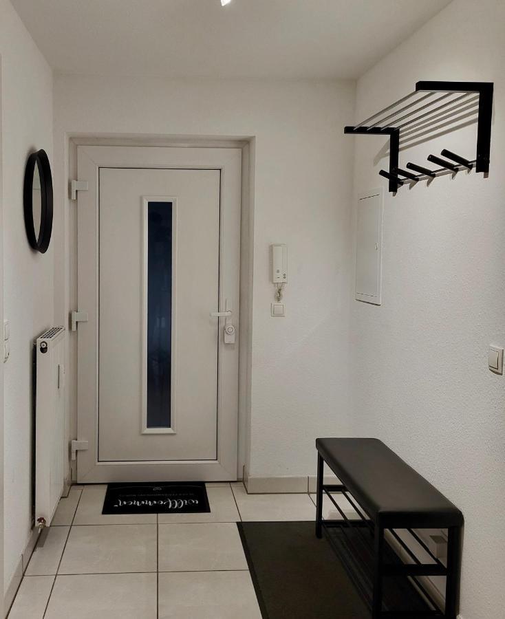 Schoene Und Ruhige Wohnung Direkt An Der Mosel Koblenz  Luaran gambar